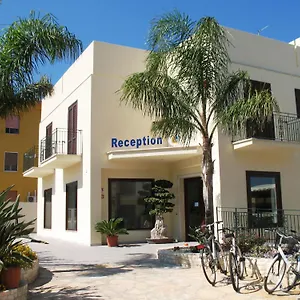 Sikania Hotel
